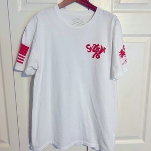 NWOT Club Grunt Style T-shirt